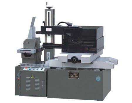 線切割機(jī) 線切割機(jī)